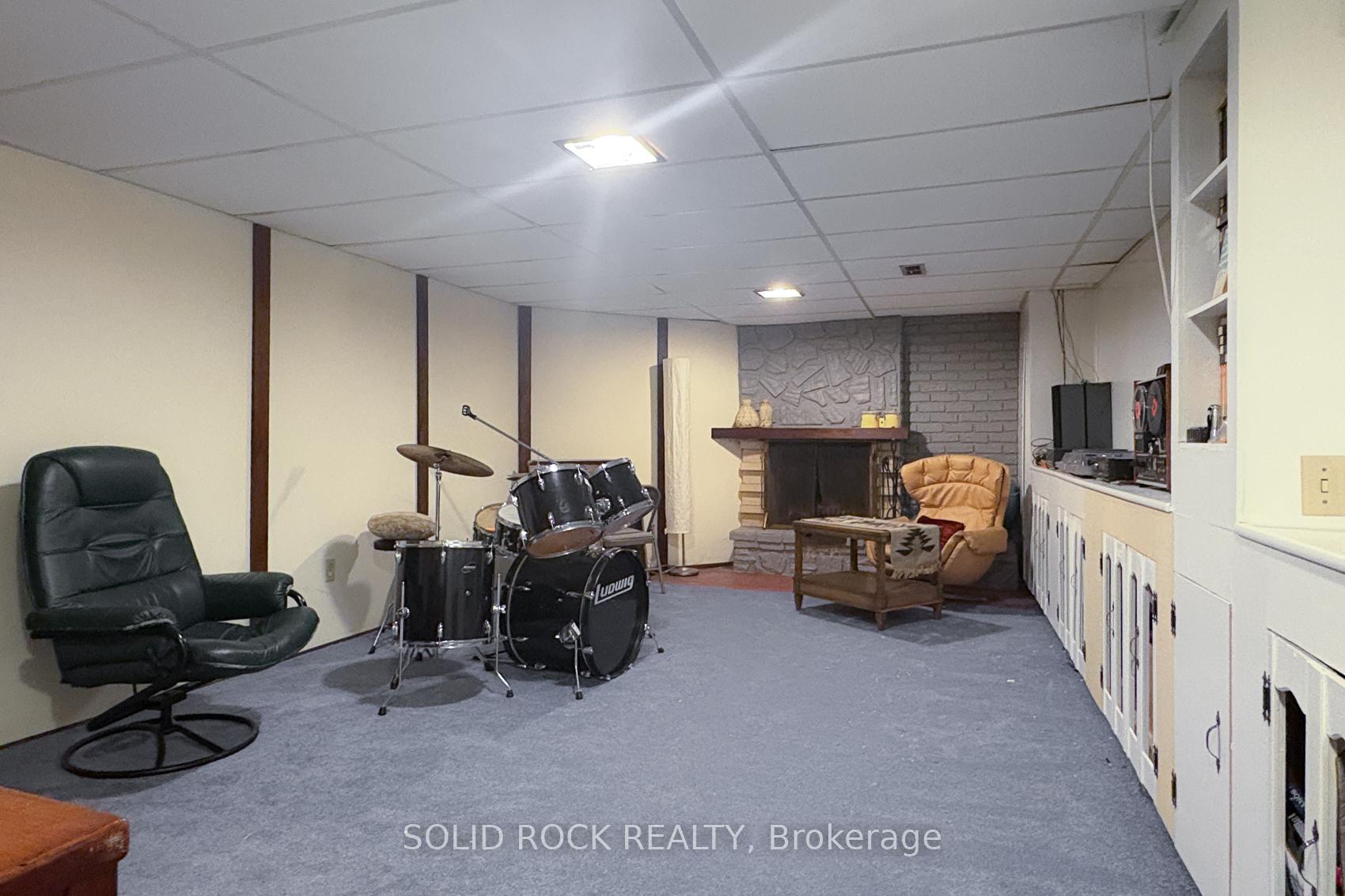 Photo 17 of 2994 Hyde Street, Ottawa, Riverside Park South — HOMEH