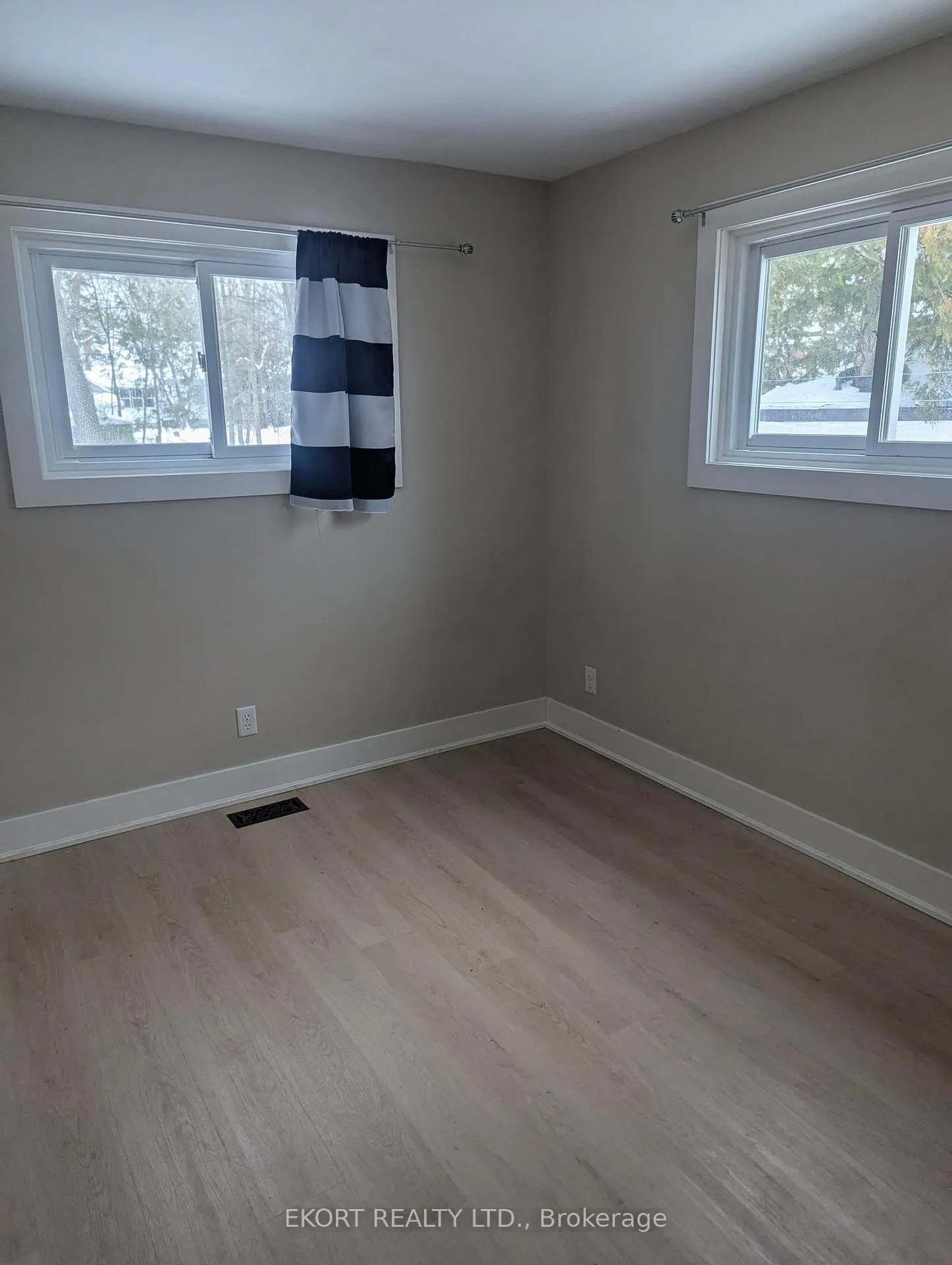 Photo 11 of 306 MacDonald Avenue, Belleville, Belleville Ward — HOMEH