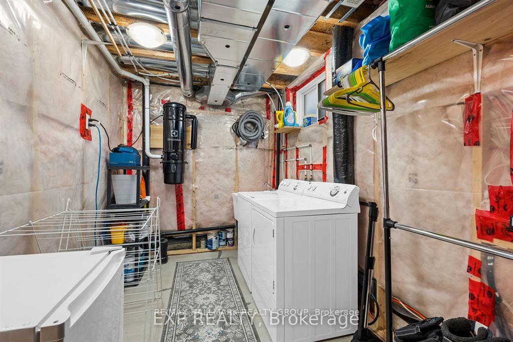 Photo 29 of 517 Simran Private, Ottawa, Barrhaven - Cedargrove/Fraserdale — HOMEH