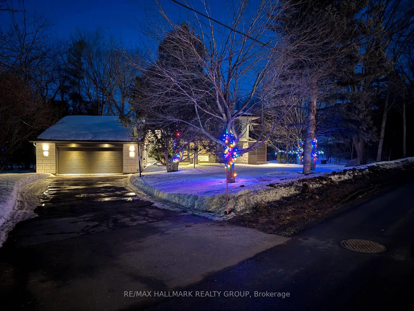 Photo 1 of 1 Davidson Drive, Ottawa, Rothwell Heights — HOMEH