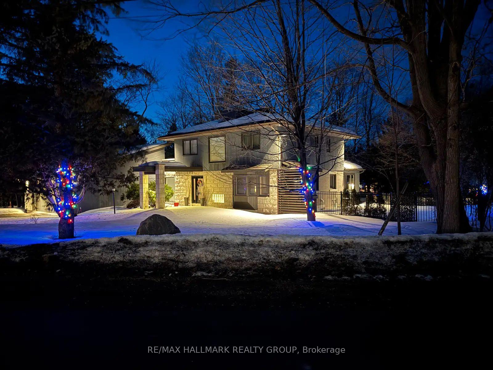 Photo 2 of 1 Davidson Drive, Ottawa, Rothwell Heights — HOMEH