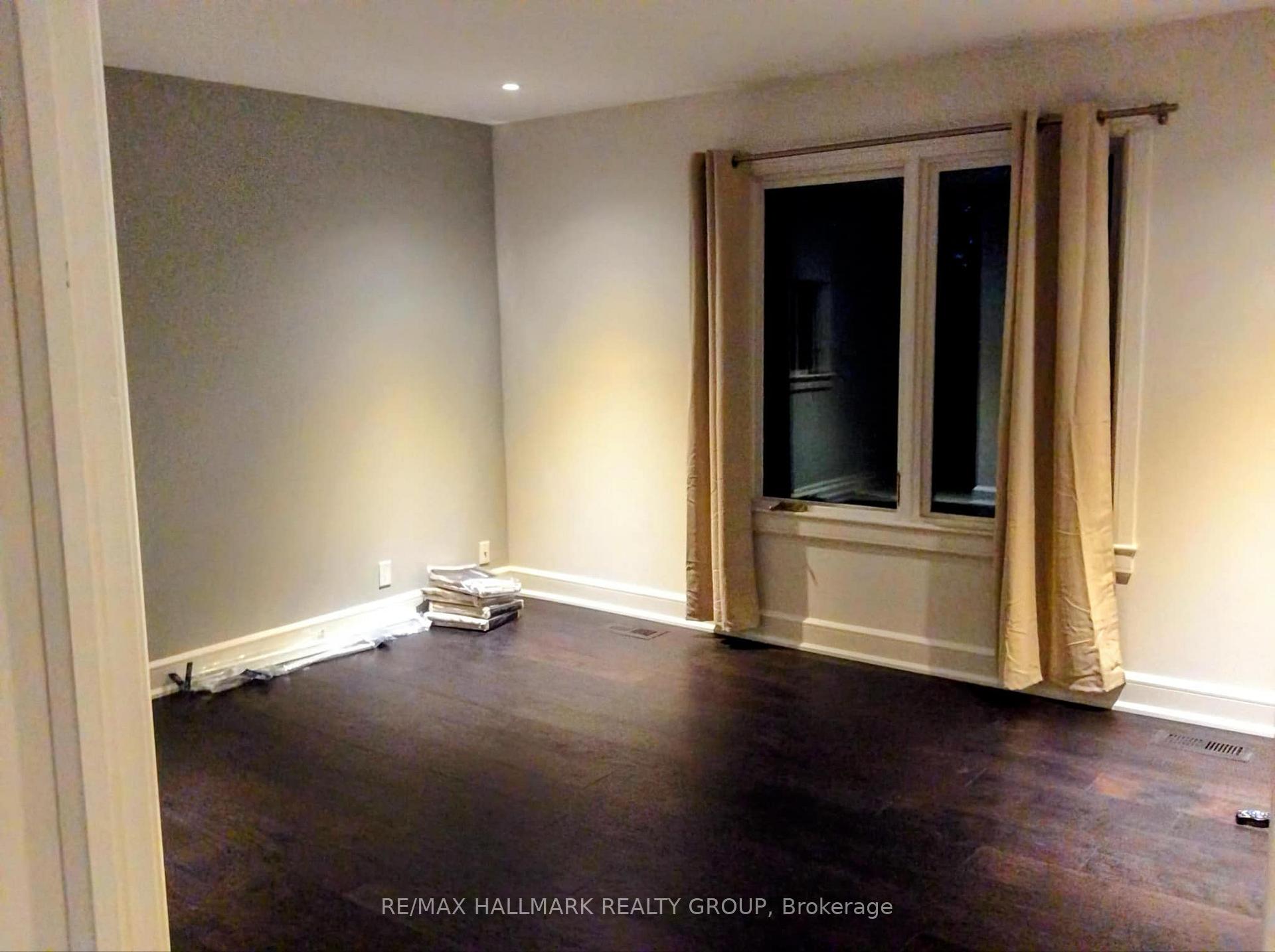 Photo 7 of 1 Davidson Drive, Ottawa, Rothwell Heights — HOMEH