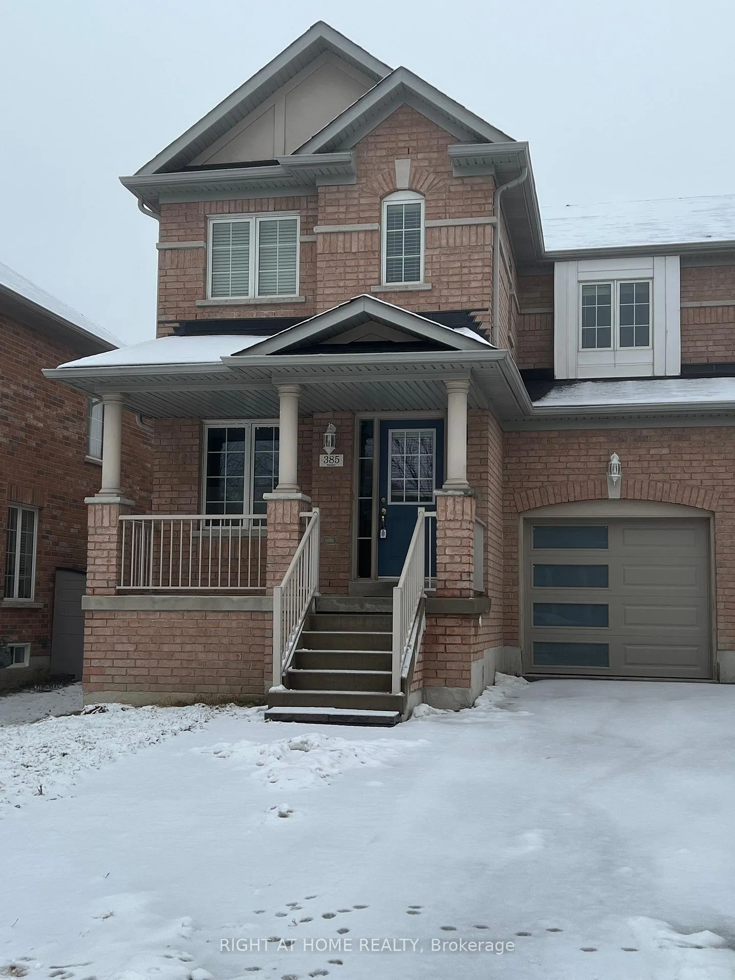 Photo 1 of 385 Conover Avenue, Aurora, Bayview Northeast — HOMEH