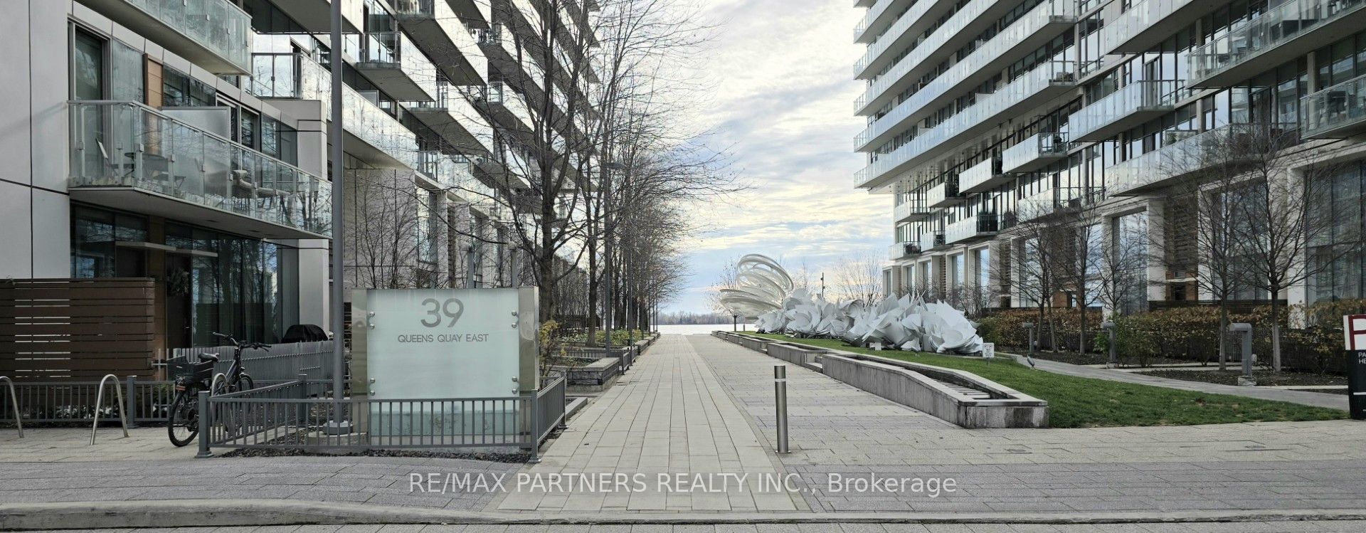 Photo 14 of Unit 410, 39 Queens Quay E, Toronto, Waterfront Communities — HOMEH