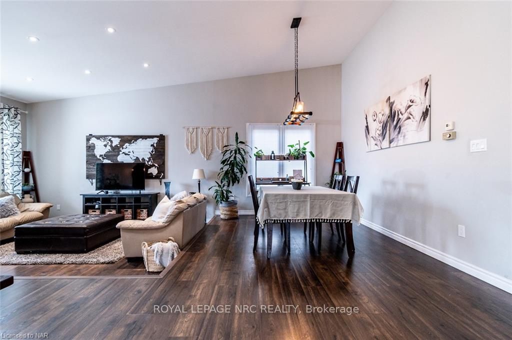 Photo 10 of 55 Keefer Road, Thorold, Confederation Heights — HOMEH