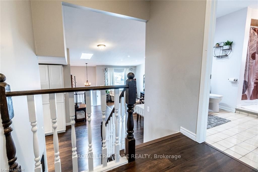 Photo 25 of 55 Keefer Road, Thorold, Confederation Heights — HOMEH