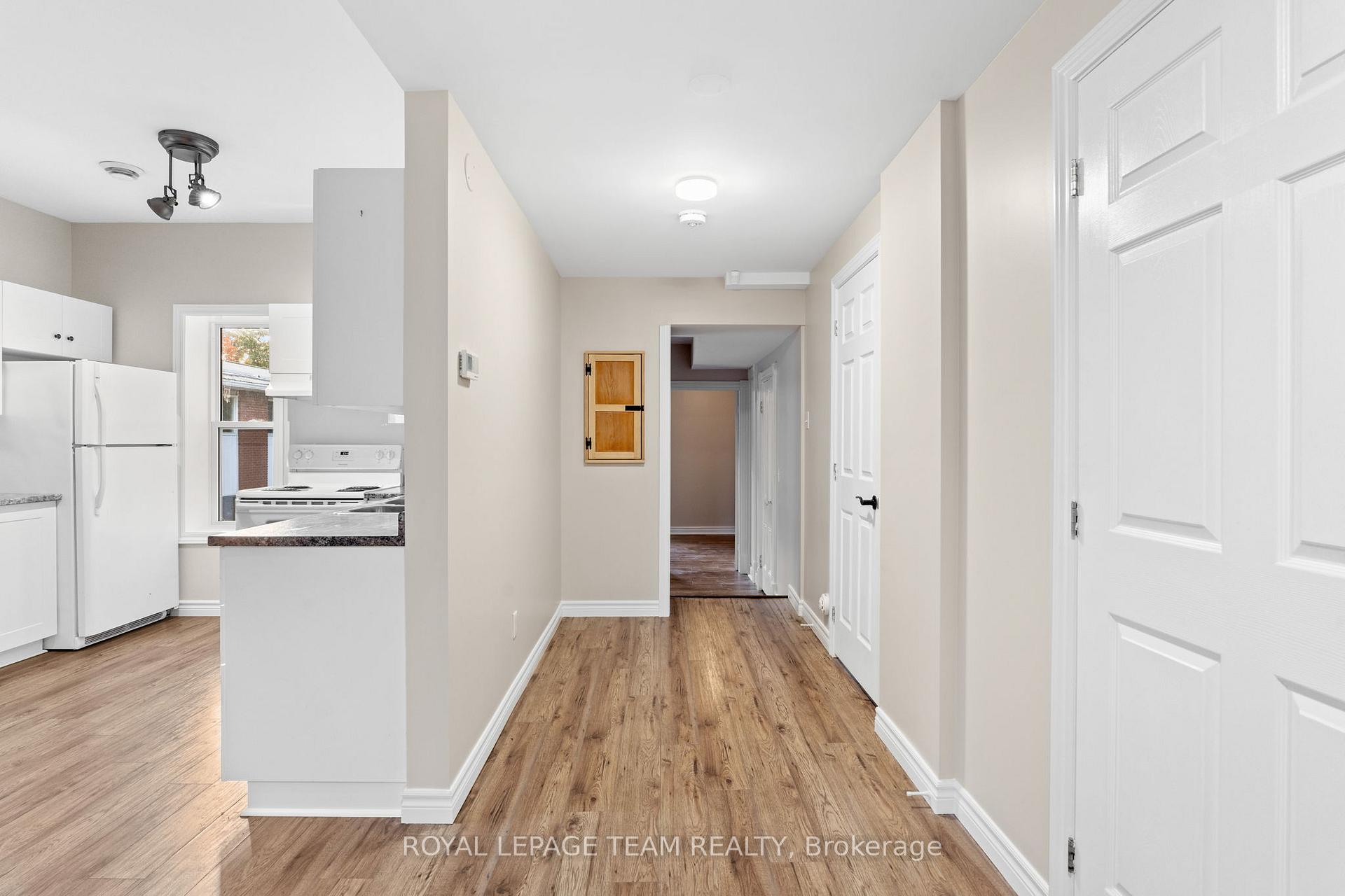 Photo 6 of Unit 2, 258 John Street N, Arnprior — HOMEH
