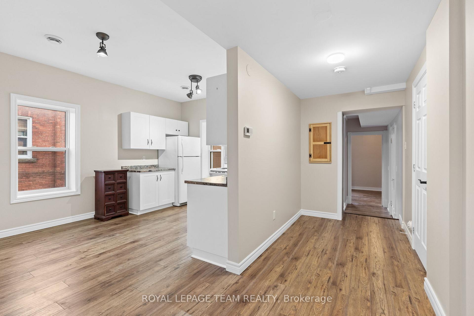 Photo 10 of Unit 2, 258 John Street N, Arnprior — HOMEH