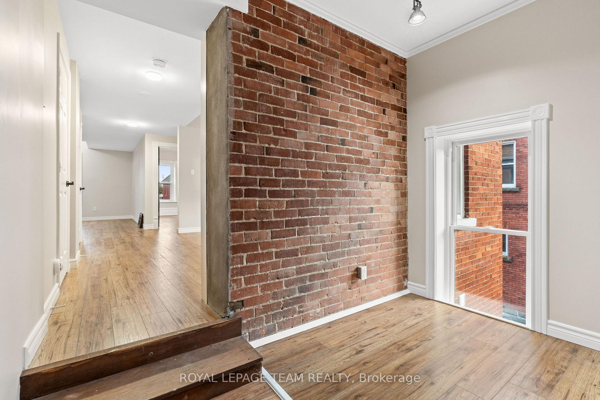 Photo 7 of Unit 2, 258 John Street N, Arnprior — HOMEH