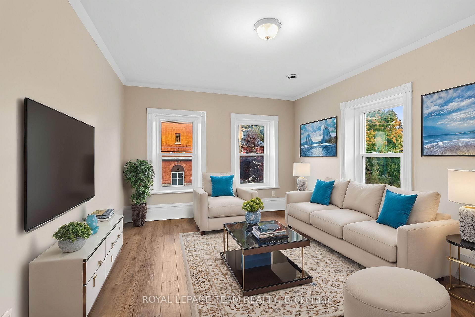 Photo 13 of Unit 2, 258 John Street N, Arnprior — HOMEH