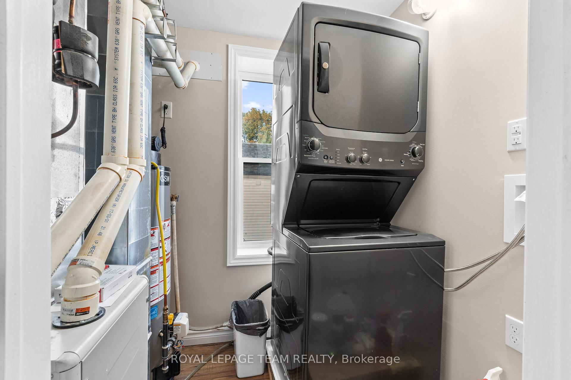 Photo 26 of Unit 2, 258 John Street N, Arnprior — HOMEH