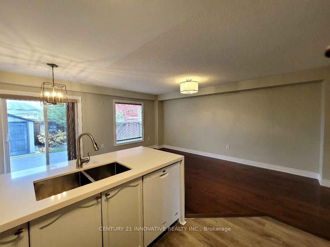 Photo 62 of 76 Bettina Place, Whitby, Rolling Acres — HOMEH
