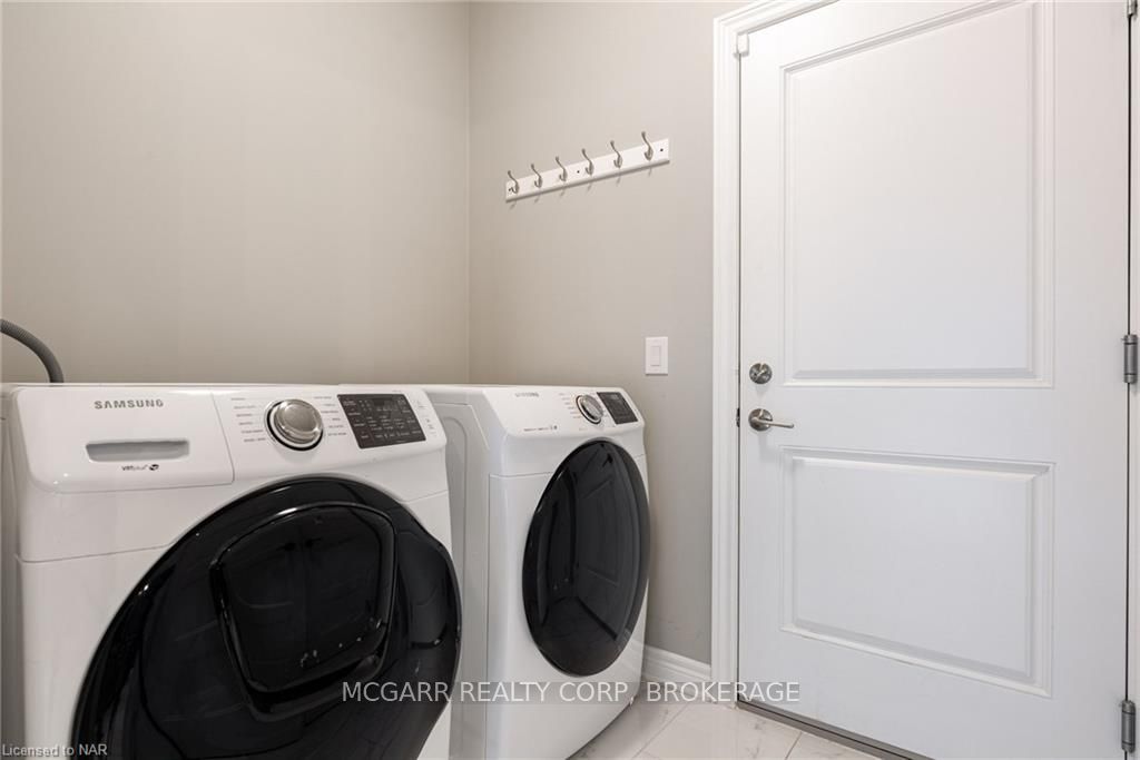 Photo 23 of 42 Andrew Lane, Thorold, Hurricane/Merrittville — HOMEH