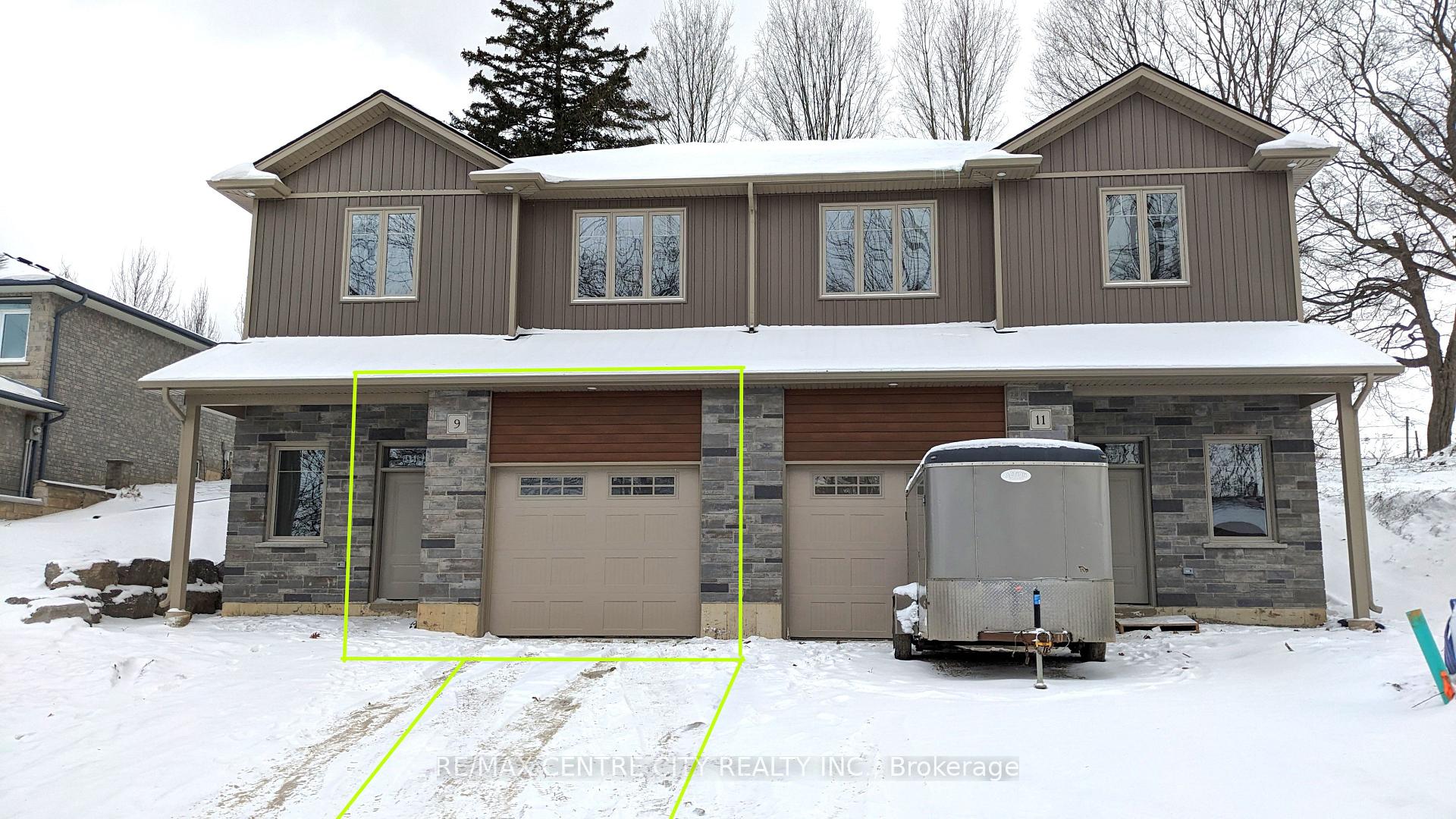 Front of Unit Lower, 9 Oak Street