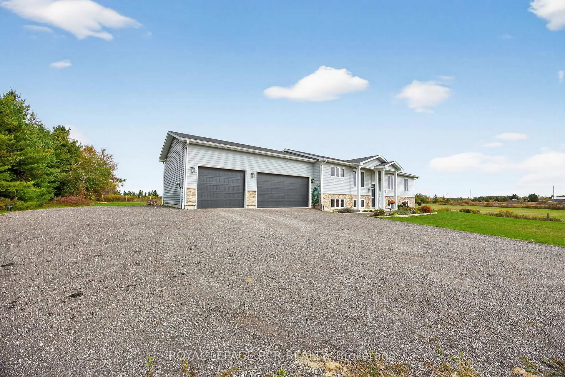 Photo 6 of 384345 Sideroad 20, Amaranth, Rural Amaranth — HOMEH