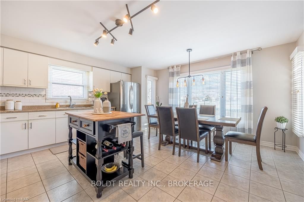 Photo 10 of 10 Flannery Lane, Thorold, Confederation Heights — HOMEH