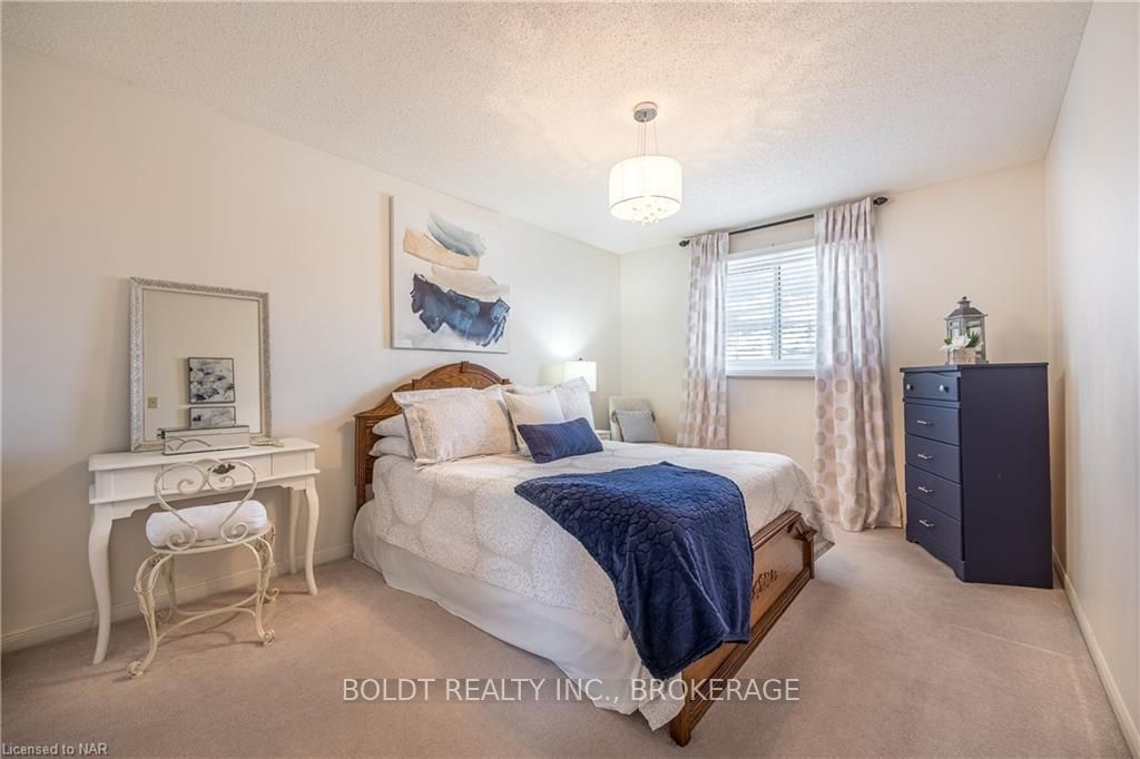 Photo 32 of 10 Flannery Lane, Thorold, Confederation Heights — HOMEH