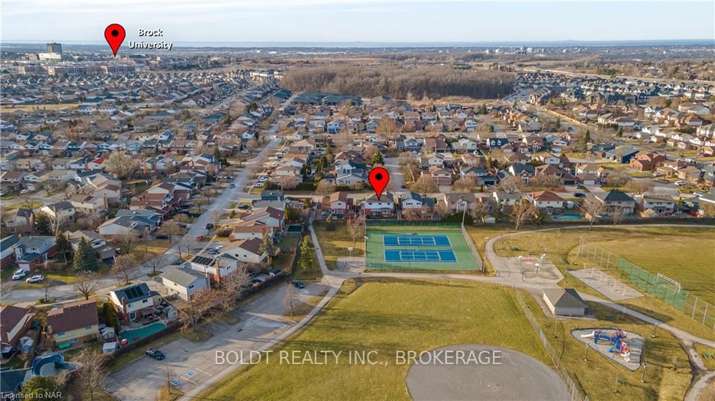 Photo 47 of 10 Flannery Lane, Thorold, Confederation Heights — HOMEH