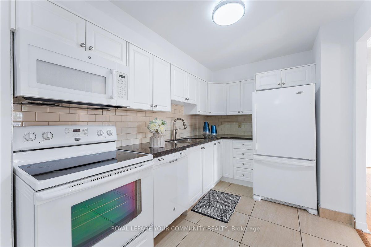 Photo 49 of Unit 408, 60 Inverlochy Boulevard, Markham, Royal Orchard — HOMEH
