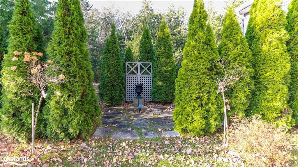 Photo 18 of 20 Grant Avenue, Tiny, Rural Tiny — HOMEH