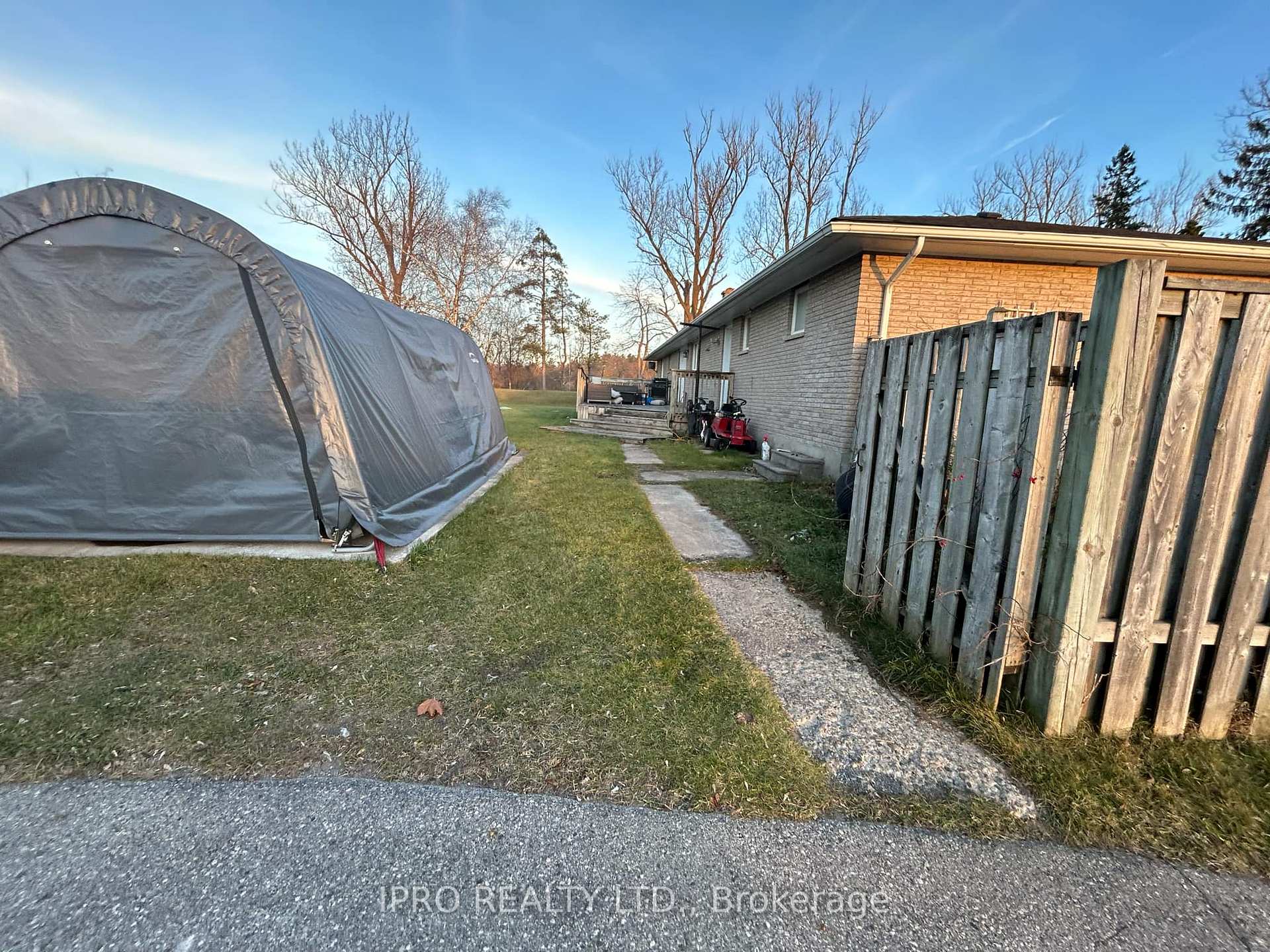 Photo 3 of 205489 County Rd 109, Amaranth, Rural Amaranth — HOMEH