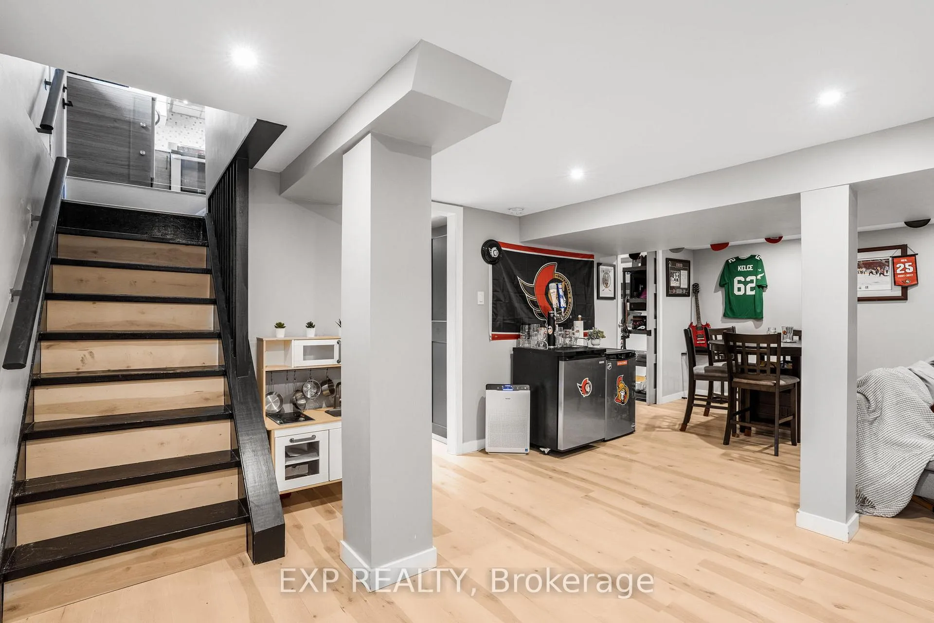 Photo 22 of 4 Aberfeldy Street, Ottawa, Arbeatha Park — HOMEH