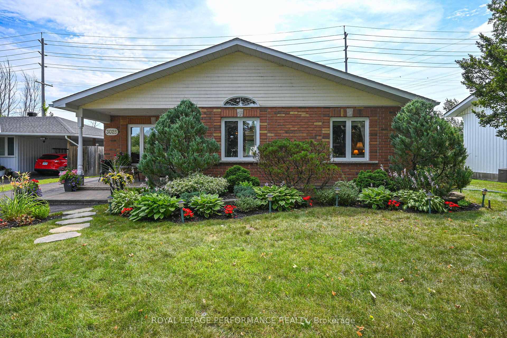 Photo 1 of 3025 Linton Road, Ottawa, Riverside Park South — HOMEH