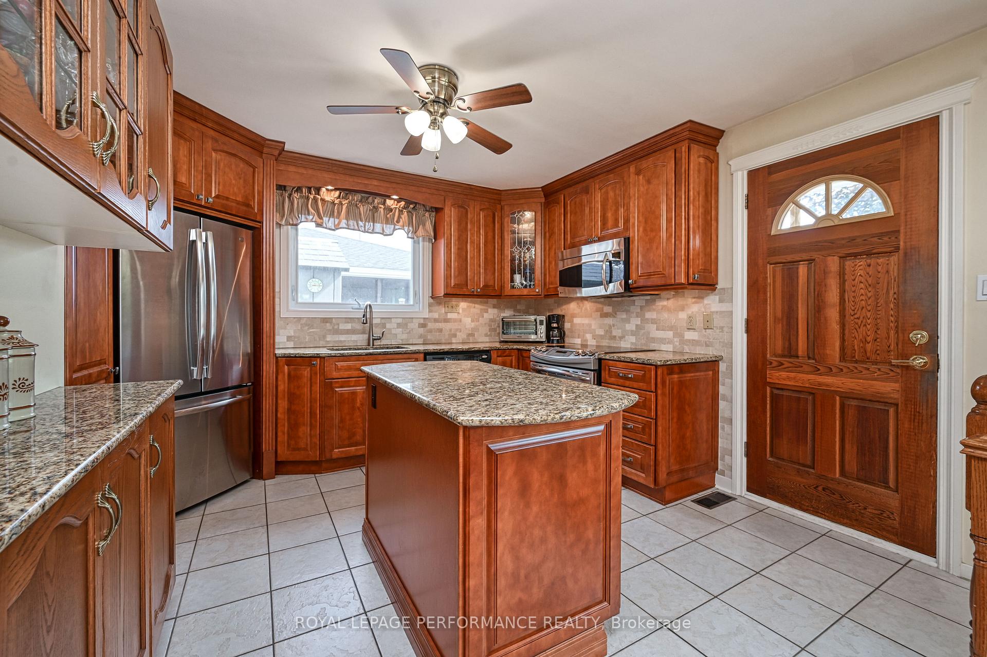 Photo 11 of 3025 Linton Road, Ottawa, Riverside Park South — HOMEH