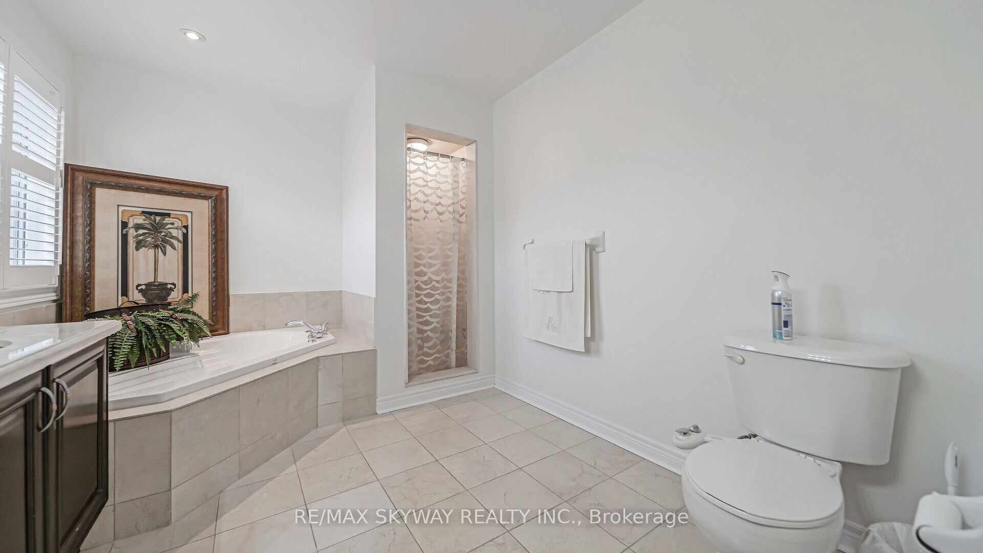 Photo 66 of 17 Valleycreek Drive, Brampton, Bram East — HOMEH