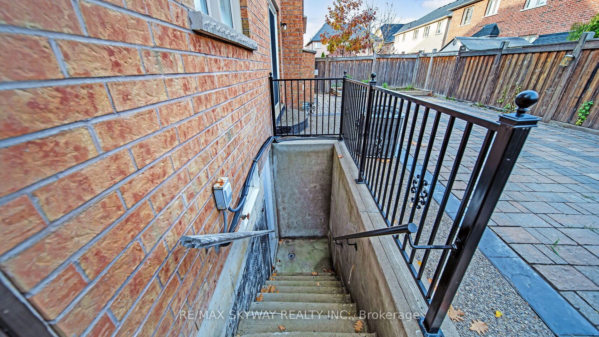 Photo 80 of 17 Valleycreek Drive, Brampton, Bram East — HOMEH