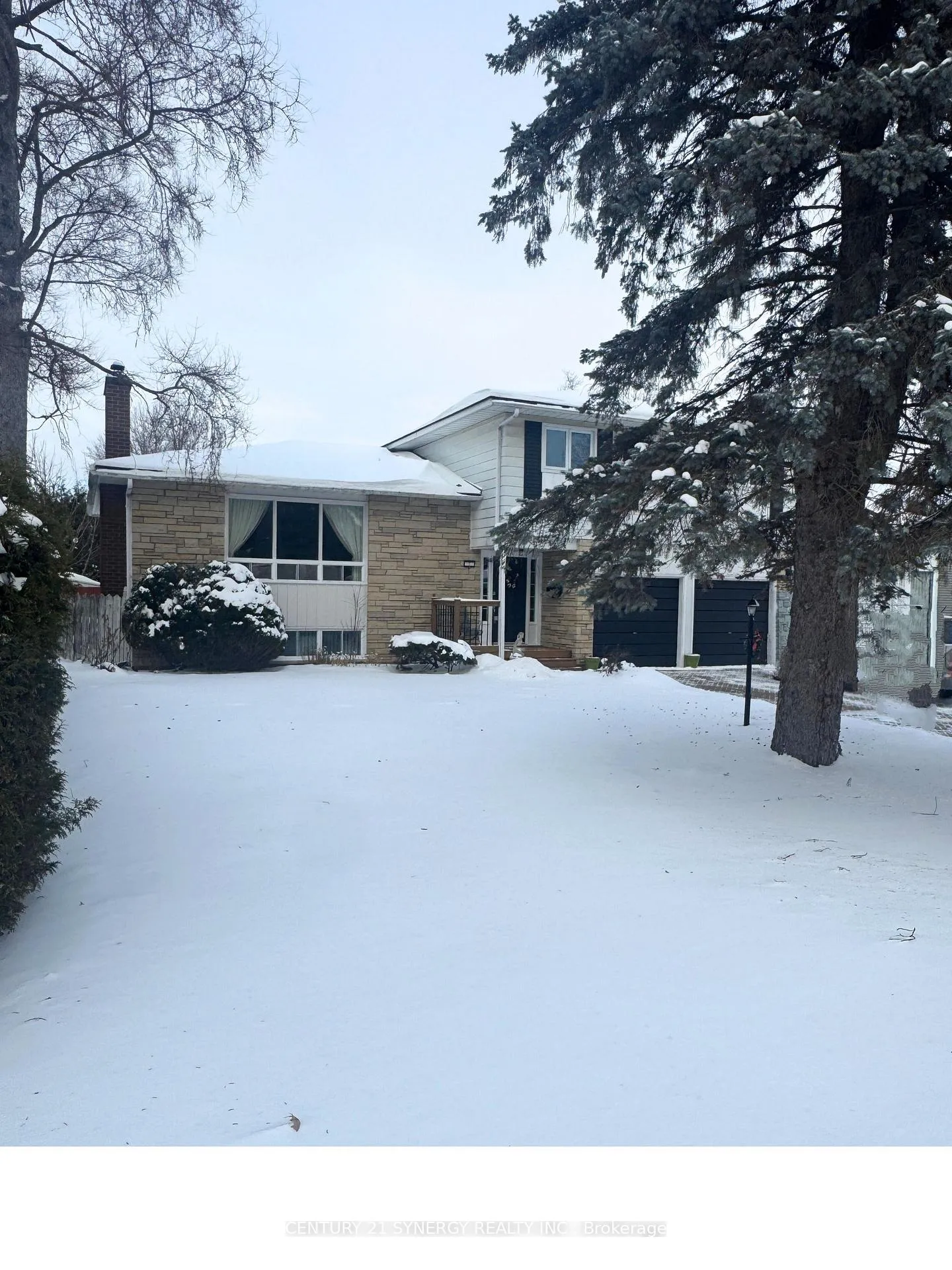 Photo 3 of 7 St Remy Drive, Ottawa, Barrhaven - Pheasant Run — HOMEH