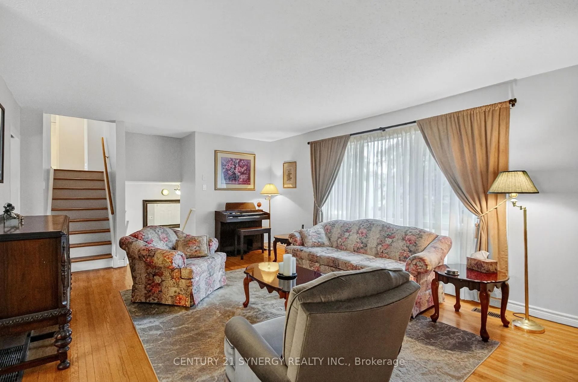 Photo 10 of 7 St Remy Drive, Ottawa, Barrhaven - Pheasant Run — HOMEH