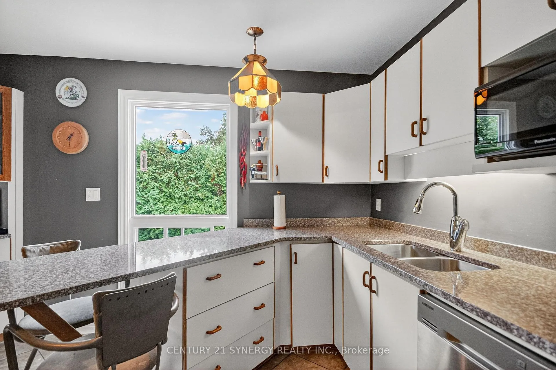 Photo 18 of 7 St Remy Drive, Ottawa, Barrhaven - Pheasant Run — HOMEH