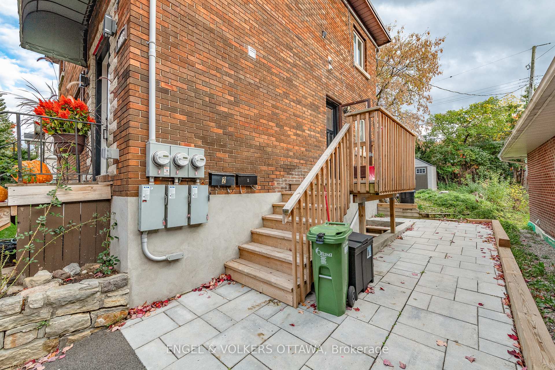 Photo 3 of Unit 3, 1112 Richard Avenue, Ottawa, Billings Bridge — HOMEH