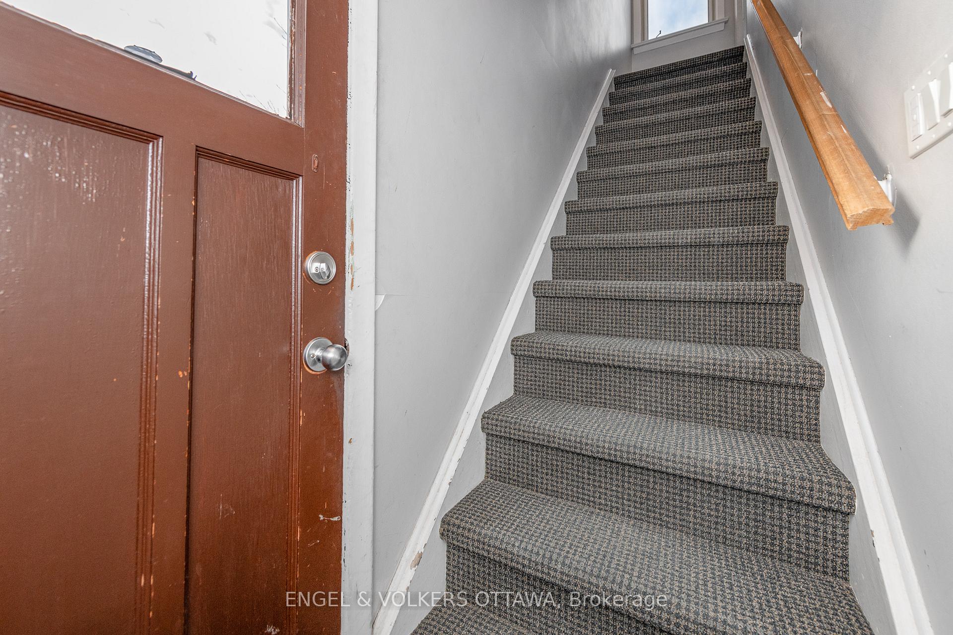 Photo 2 of Unit 3, 1112 Richard Avenue, Ottawa, Billings Bridge — HOMEH