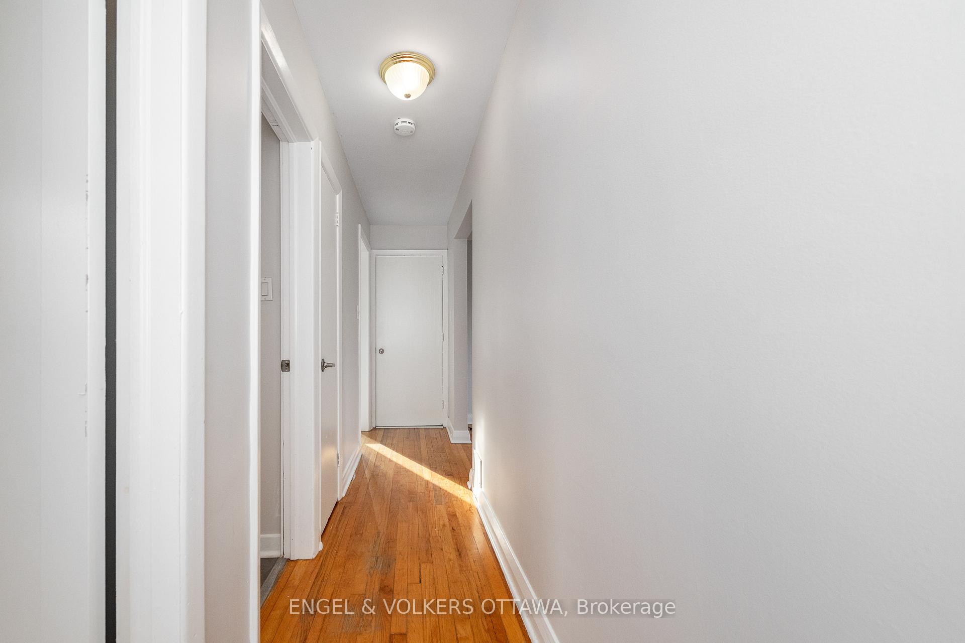 Photo 5 of Unit 3, 1112 Richard Avenue, Ottawa, Billings Bridge — HOMEH