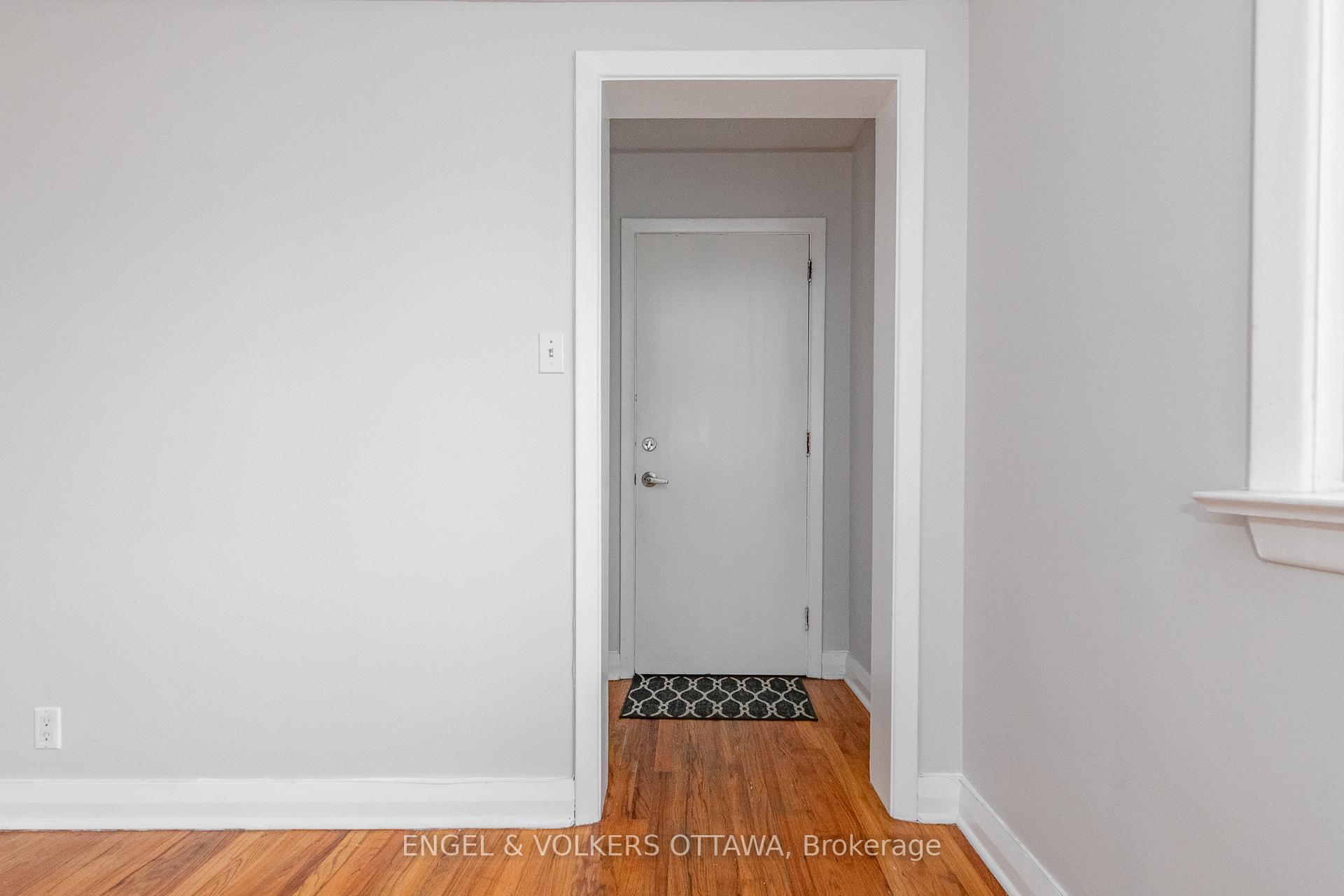 Photo 8 of Unit 3, 1112 Richard Avenue, Ottawa, Billings Bridge — HOMEH