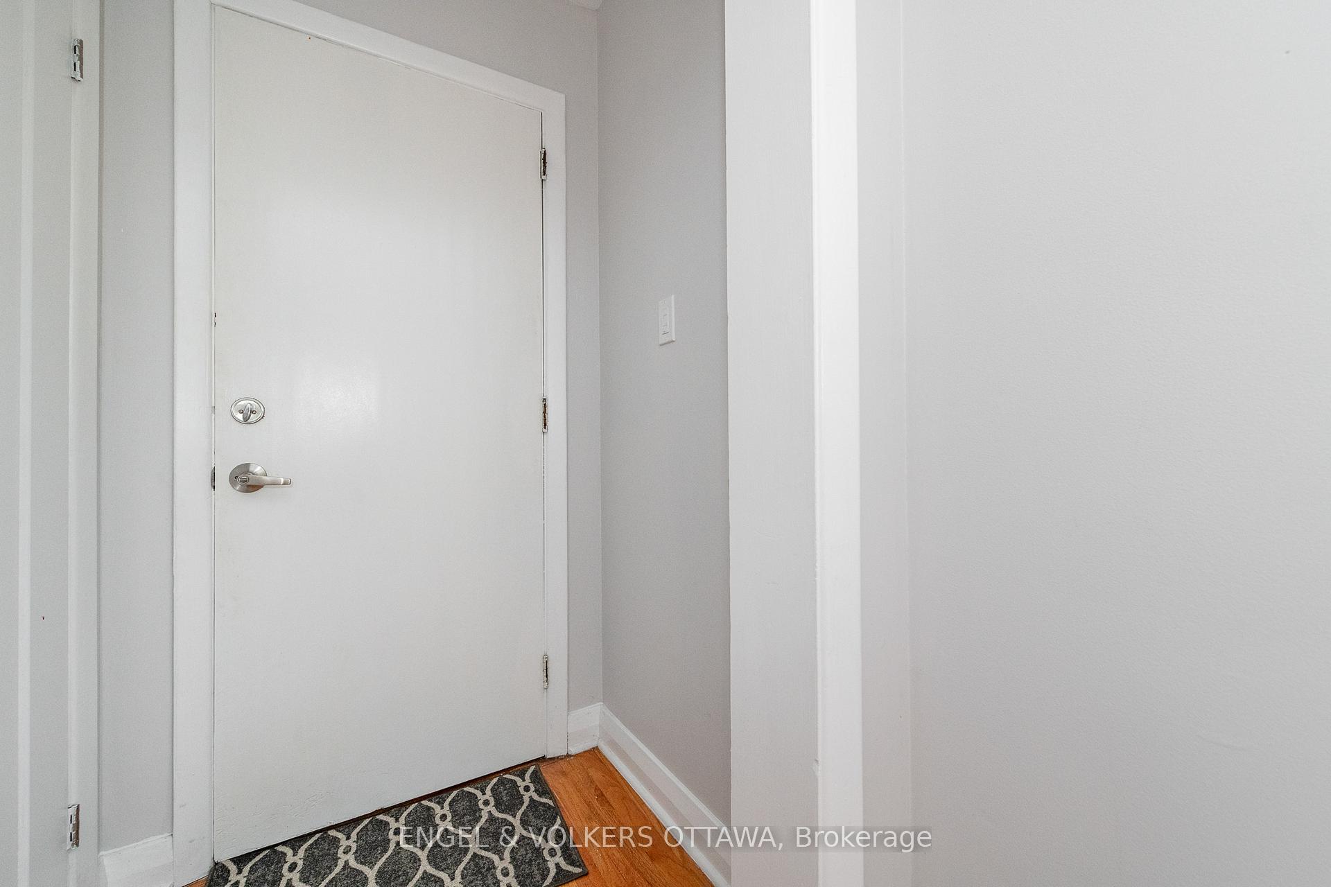 Photo 7 of Unit 3, 1112 Richard Avenue, Ottawa, Billings Bridge — HOMEH