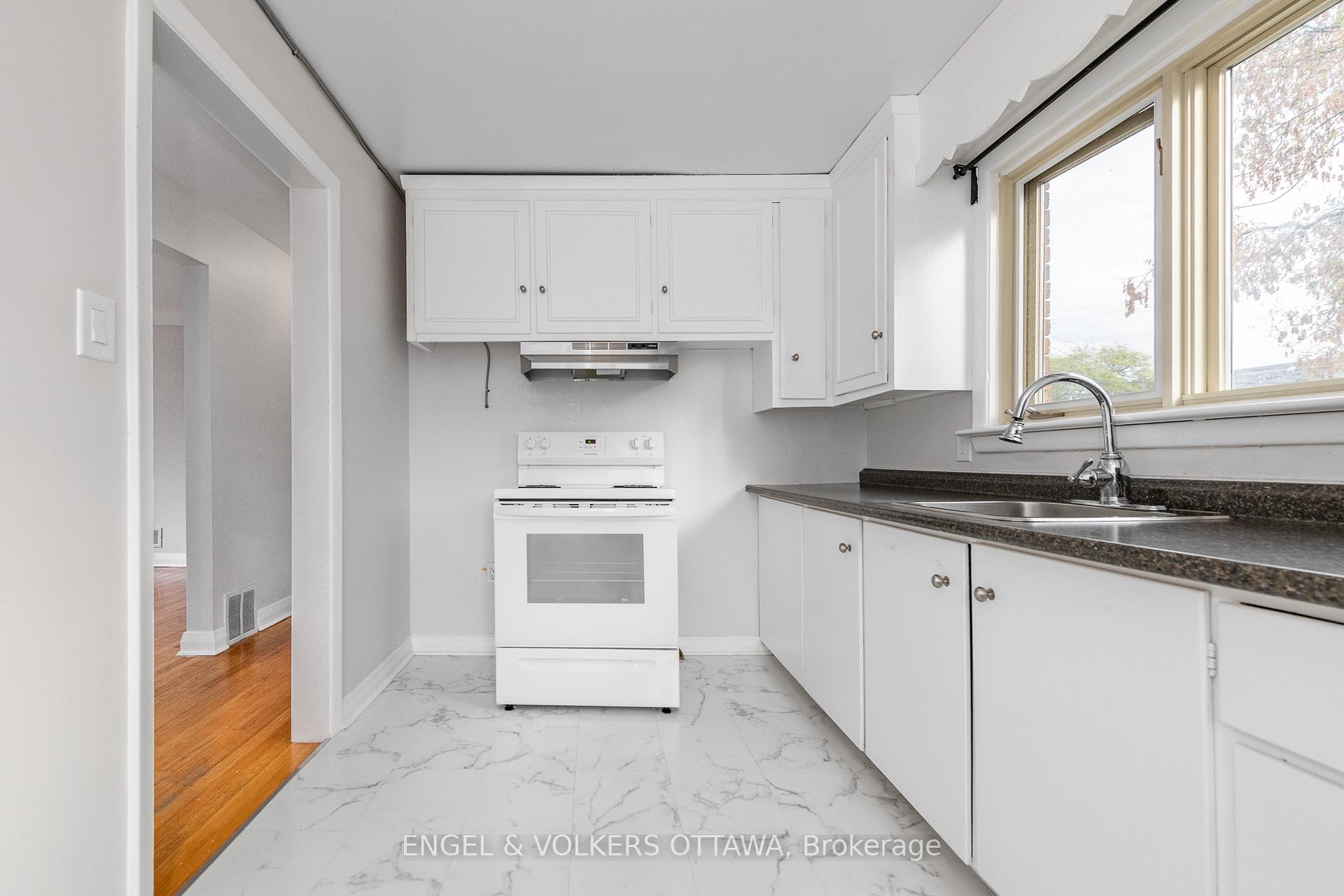 Photo 16 of Unit 3, 1112 Richard Avenue, Ottawa, Billings Bridge — HOMEH