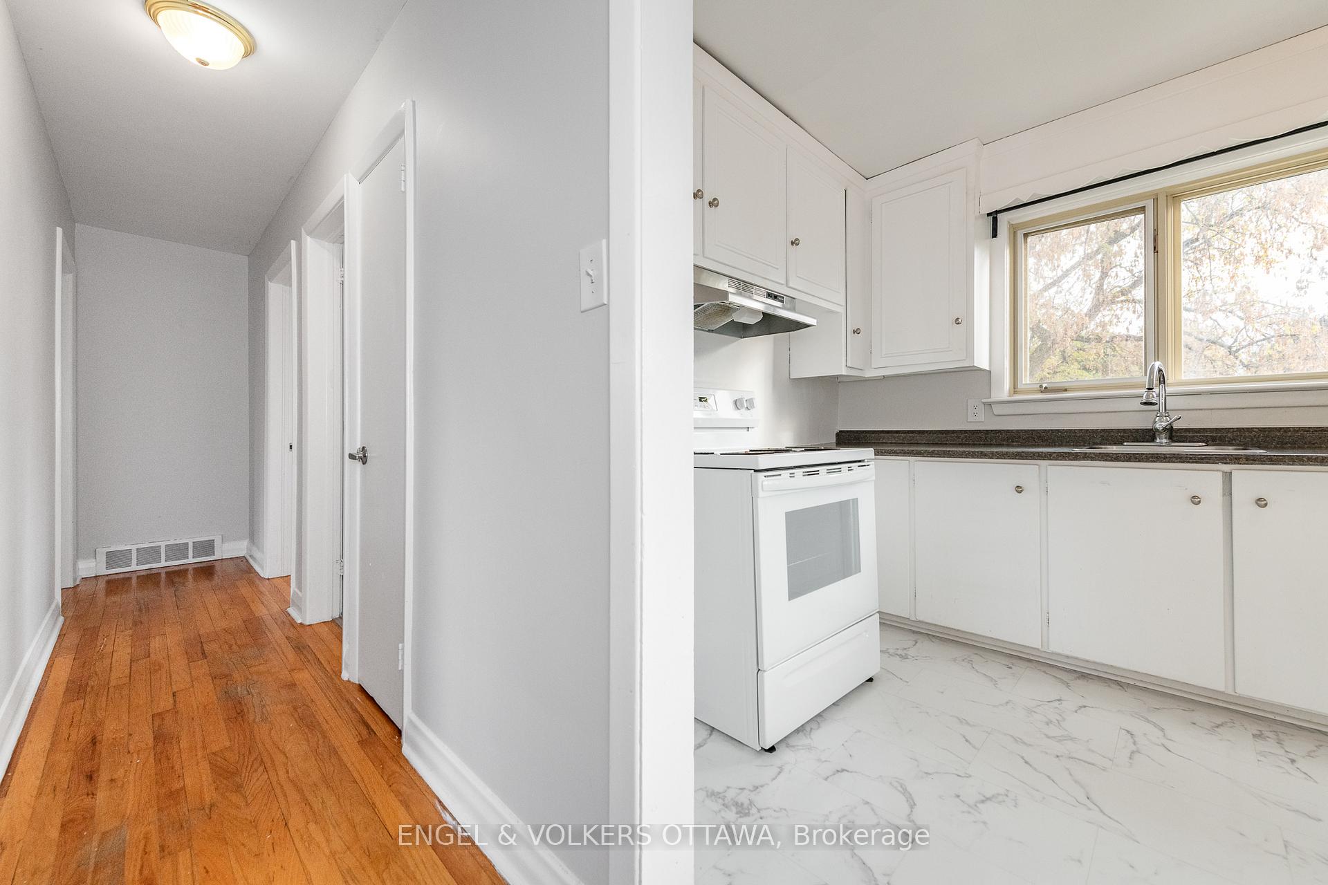 Photo 18 of Unit 3, 1112 Richard Avenue, Ottawa, Billings Bridge — HOMEH