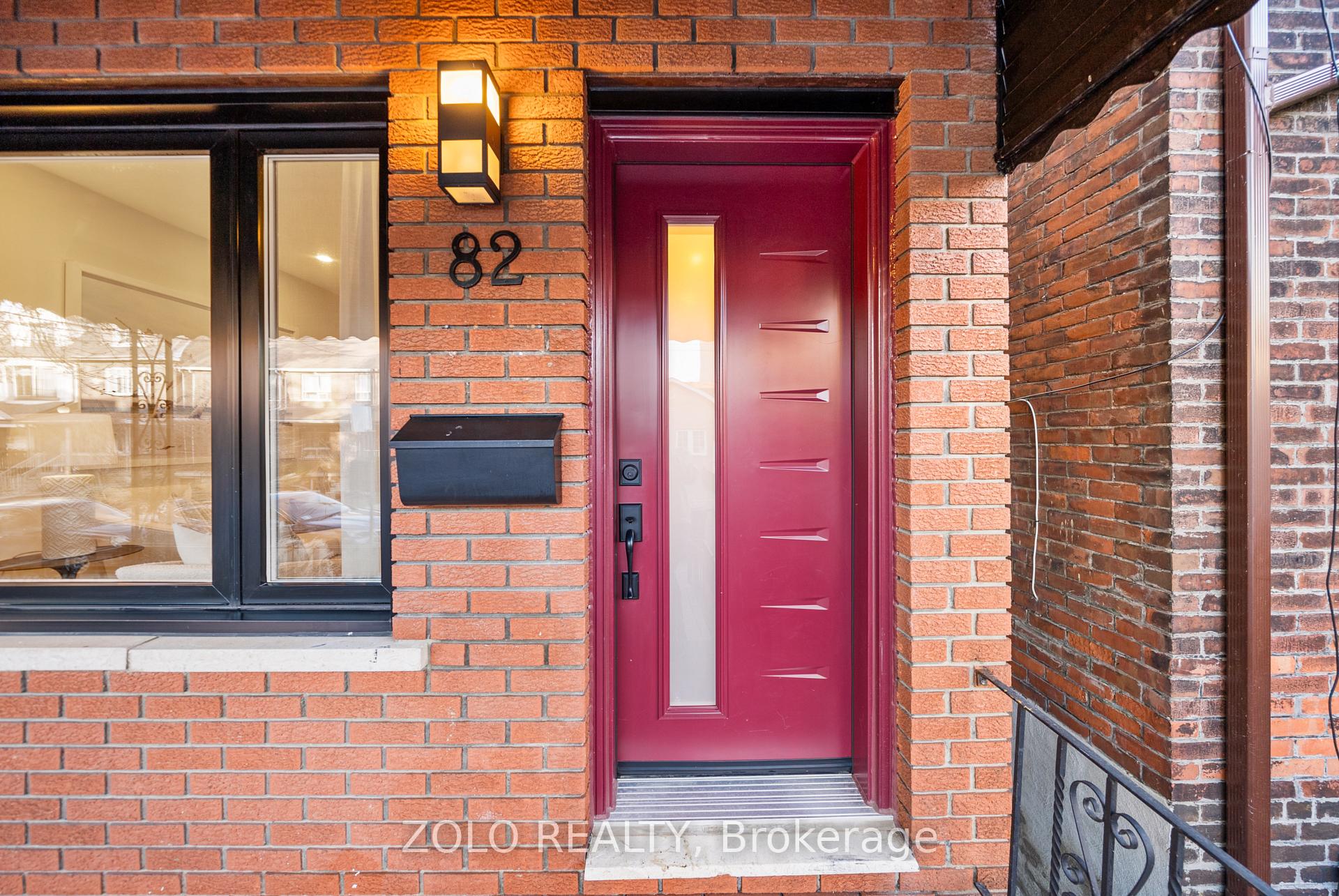 Photo 4 of 82 Bellwoods Avenue, Toronto, Trinity-Bellwoods — HOMEH