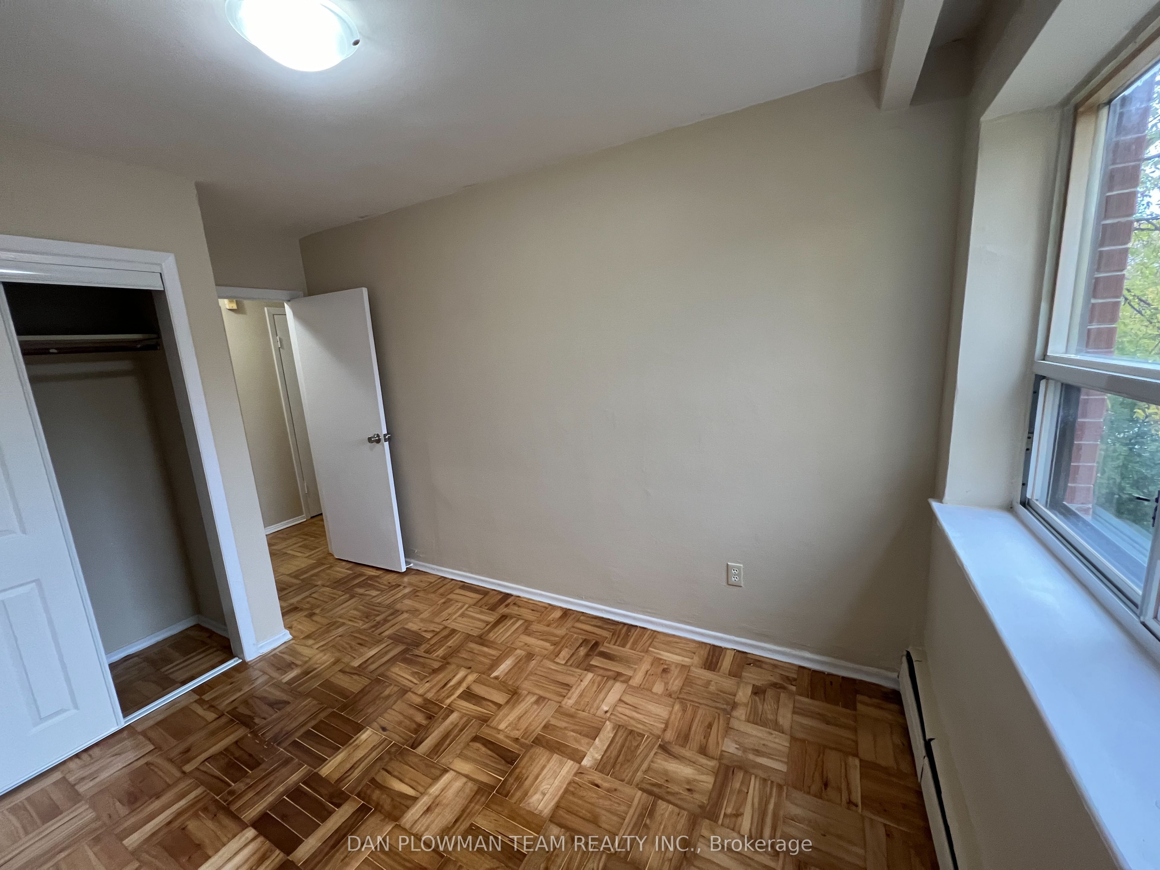 Photo 14 of Unit 209, 170 Park Road S, Oshawa, Vanier — HOMEH