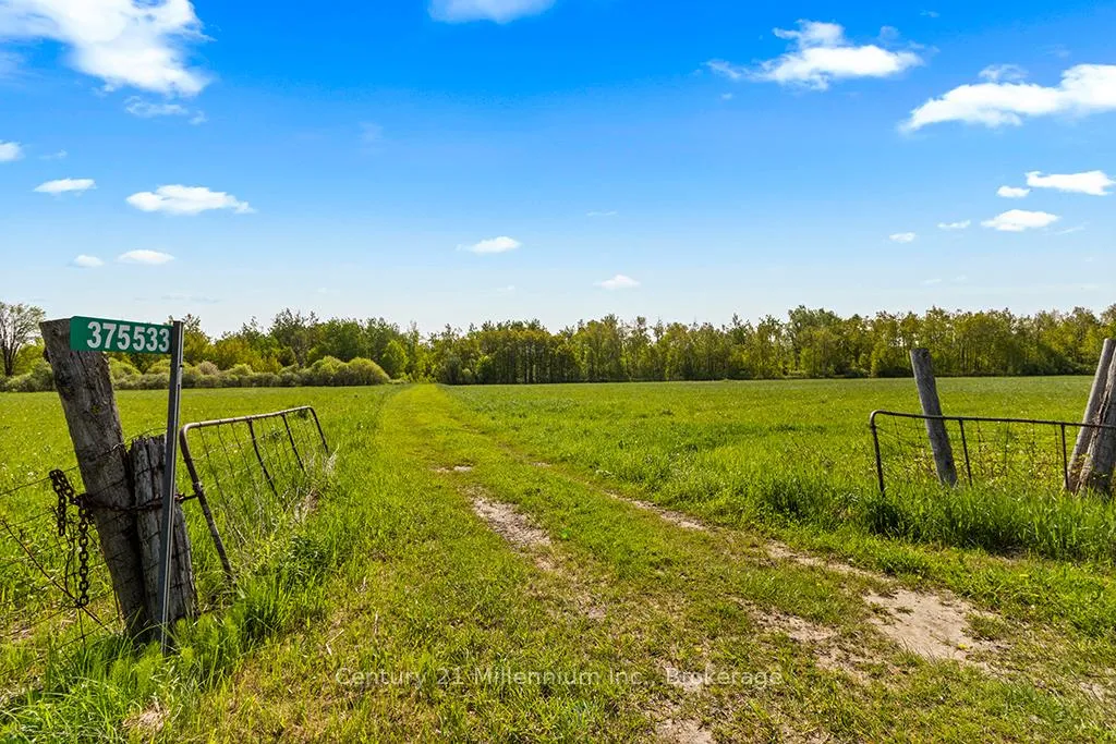 Photo 9 of 375533 6th Line, Amaranth, Rural Amaranth — HOMEH