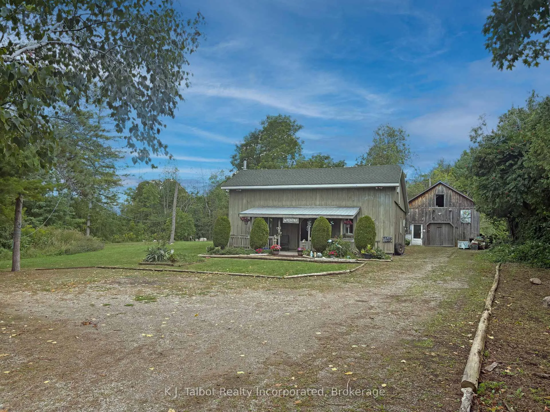 Photo 3 of 82044 Bluewater Highway, Ashfield-Colborne-Wawanosh, Colborne — HOMEH