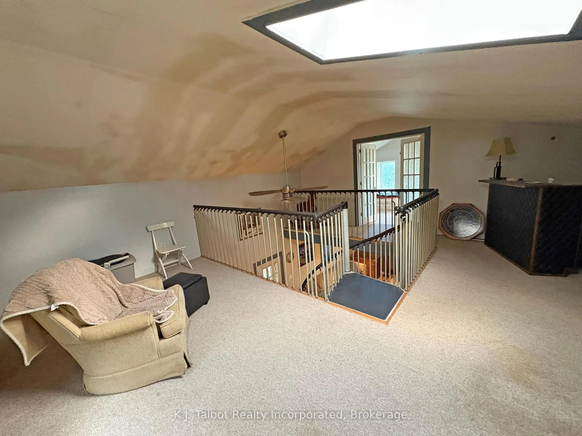 Photo 13 of 82044 Bluewater Highway, Ashfield-Colborne-Wawanosh, Colborne — HOMEH