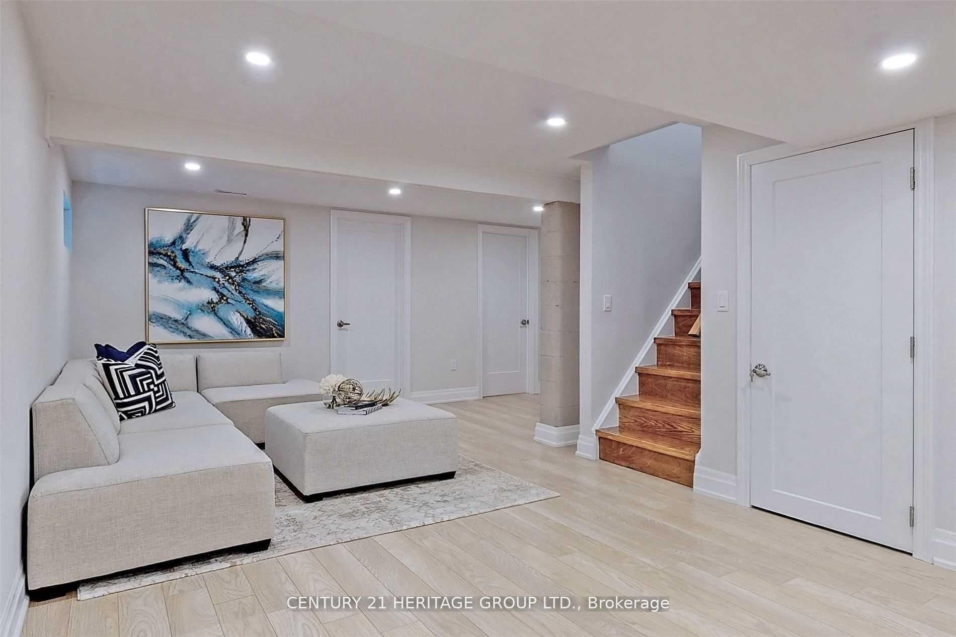 Photo 1 of Unit Bsmt, 44 Devins Drive, Aurora, Aurora Heights — HOMEH