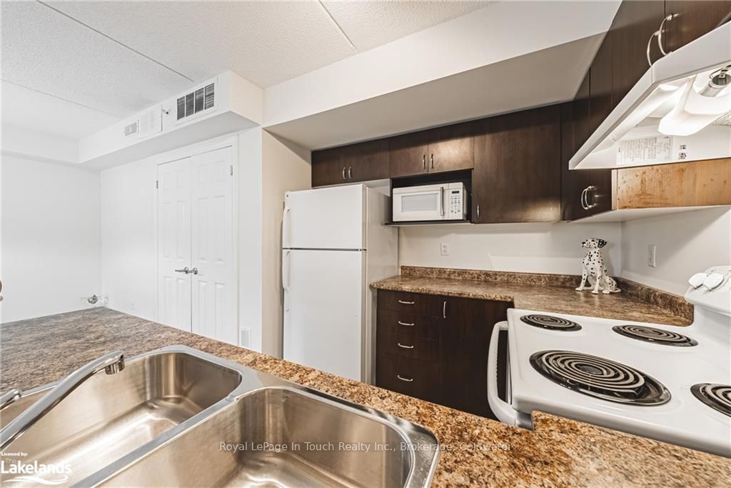Photo 39 of Unit 104, 1360 Main Street E, Milton, Dempsey — HOMEH