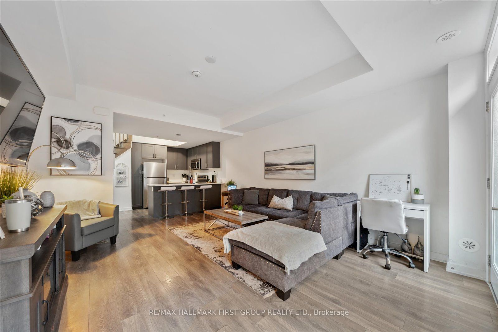 Photo 11 of Unit 505, 1555 Kingston Road, Pickering, Town Centre — HOMEH