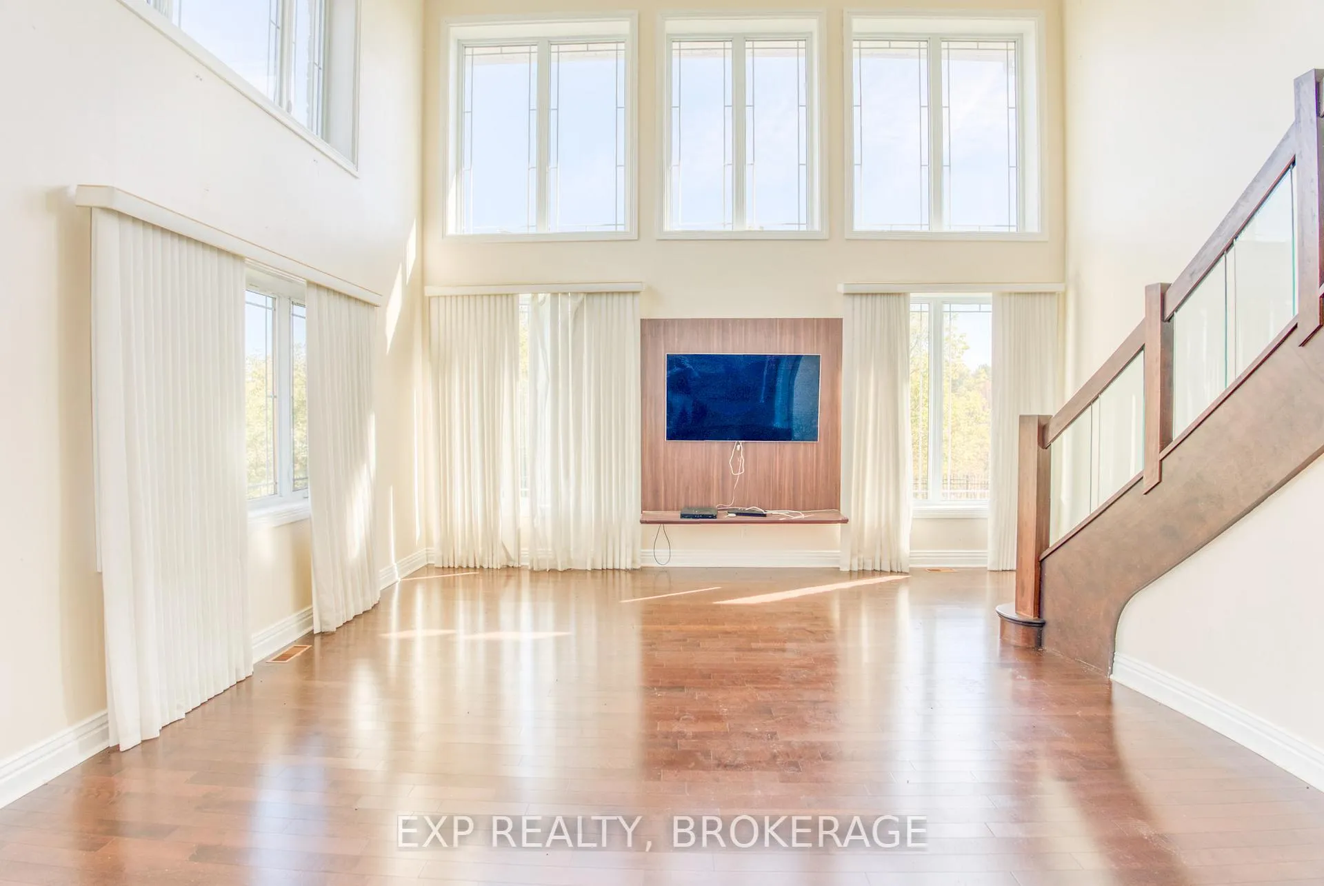 Photo 13 of 6 Oliver Road, Addington Highlands — HOMEH