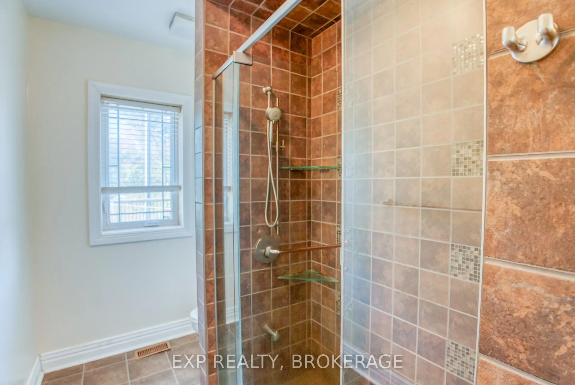 Photo 30 of 6 Oliver Road, Addington Highlands — HOMEH